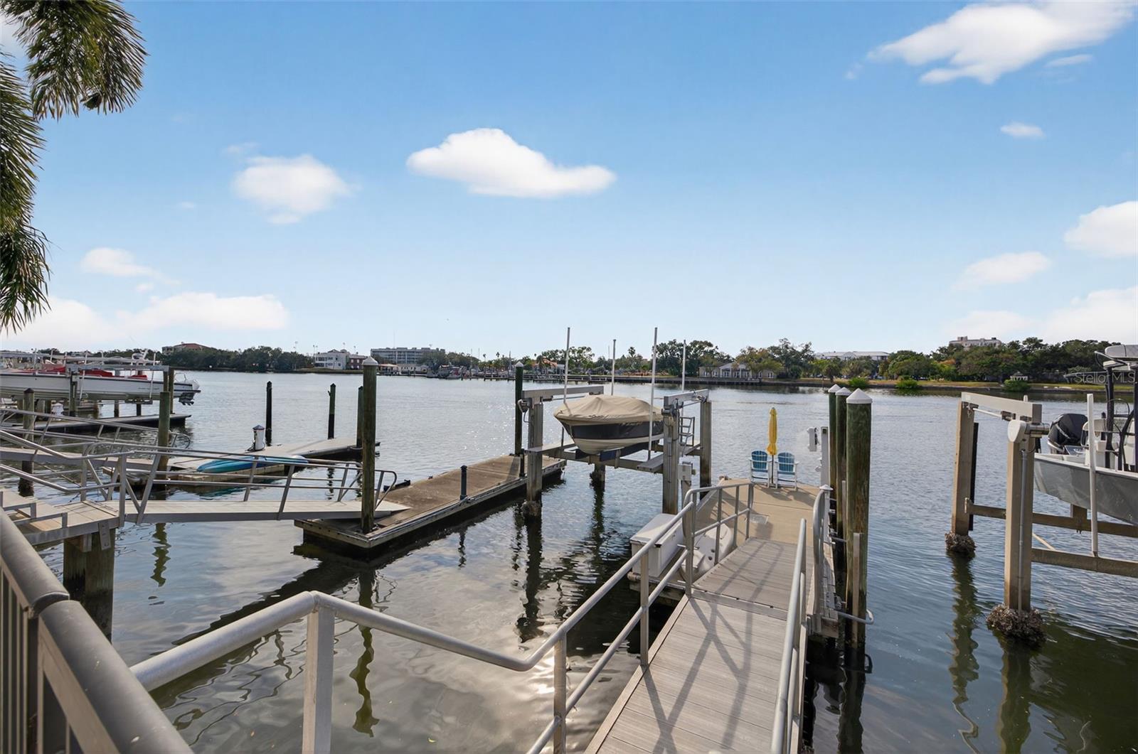 1009 ROYAL PASS RD - Photo 3