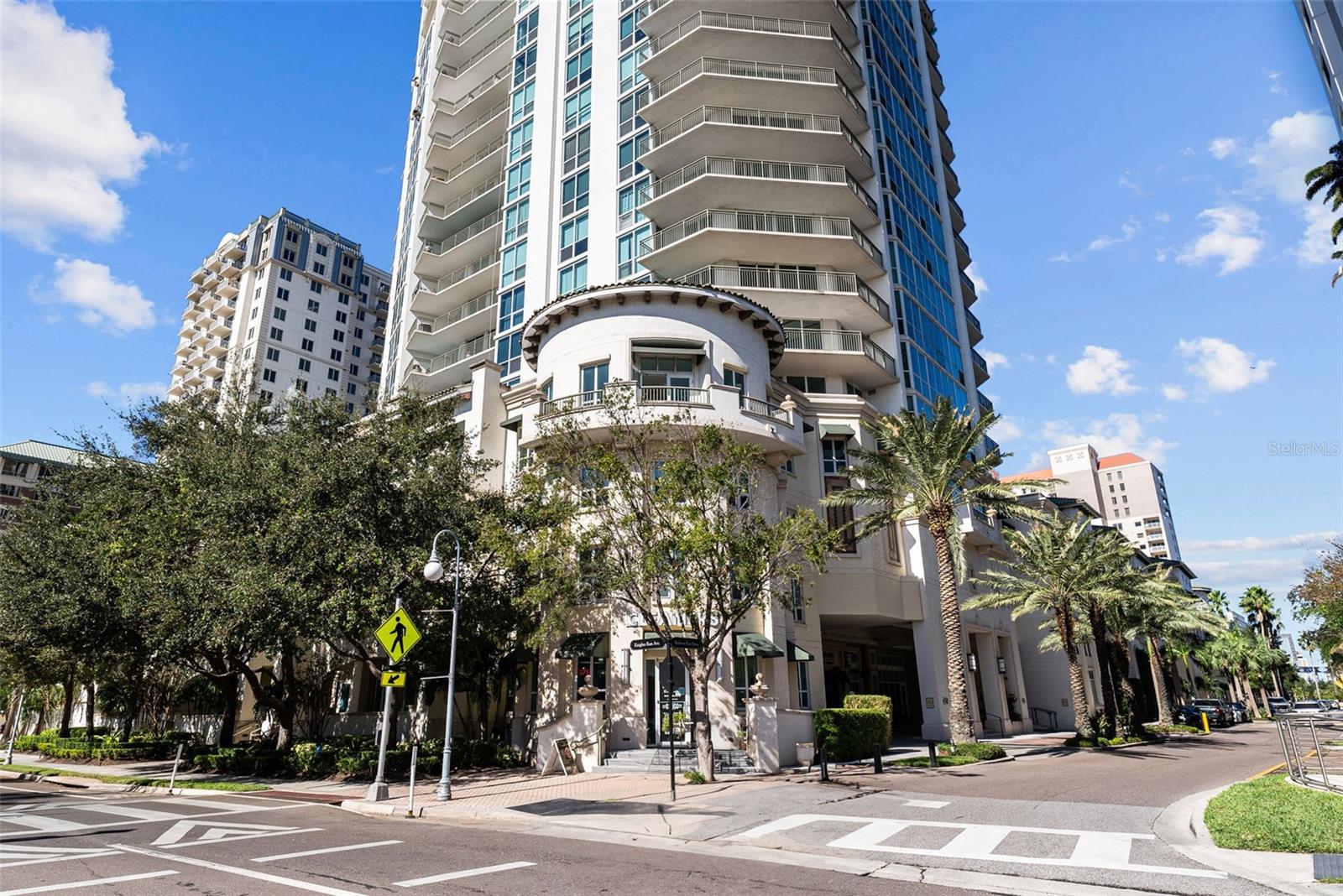 450 KNIGHTS RUN AVE #405, Unit 405 - Photo 1