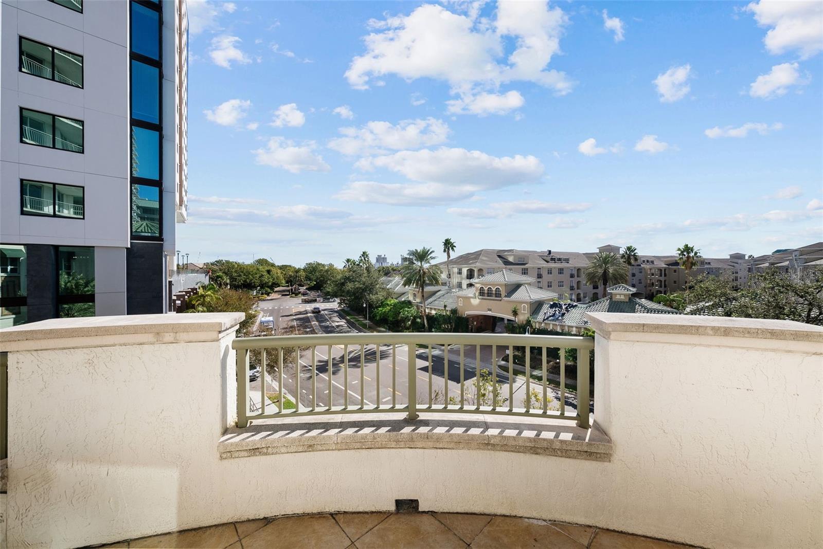 450 KNIGHTS RUN AVE #405, Unit 405 - Photo 5