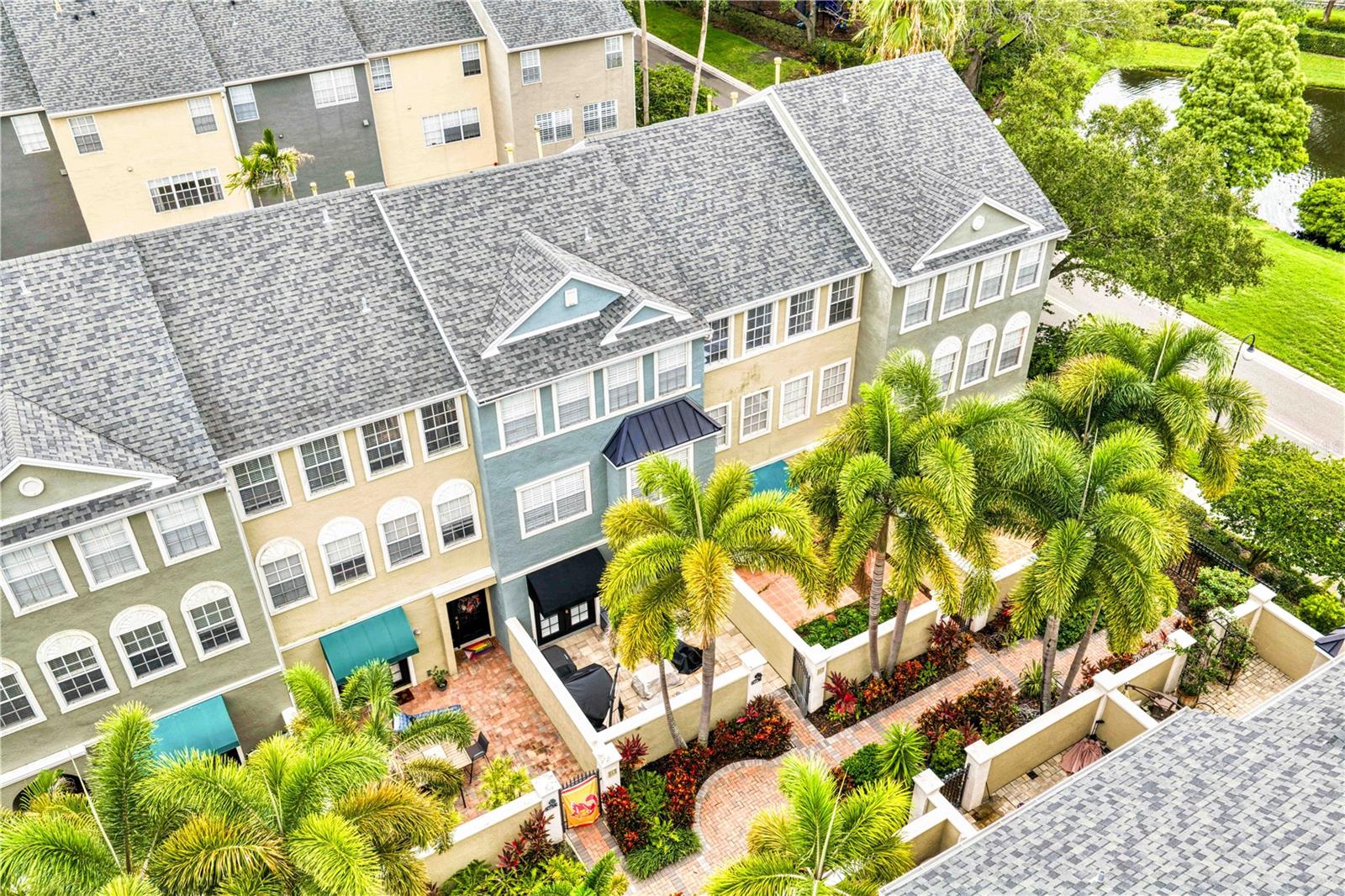 1425 HARBOUR WALK RD - Photo 1