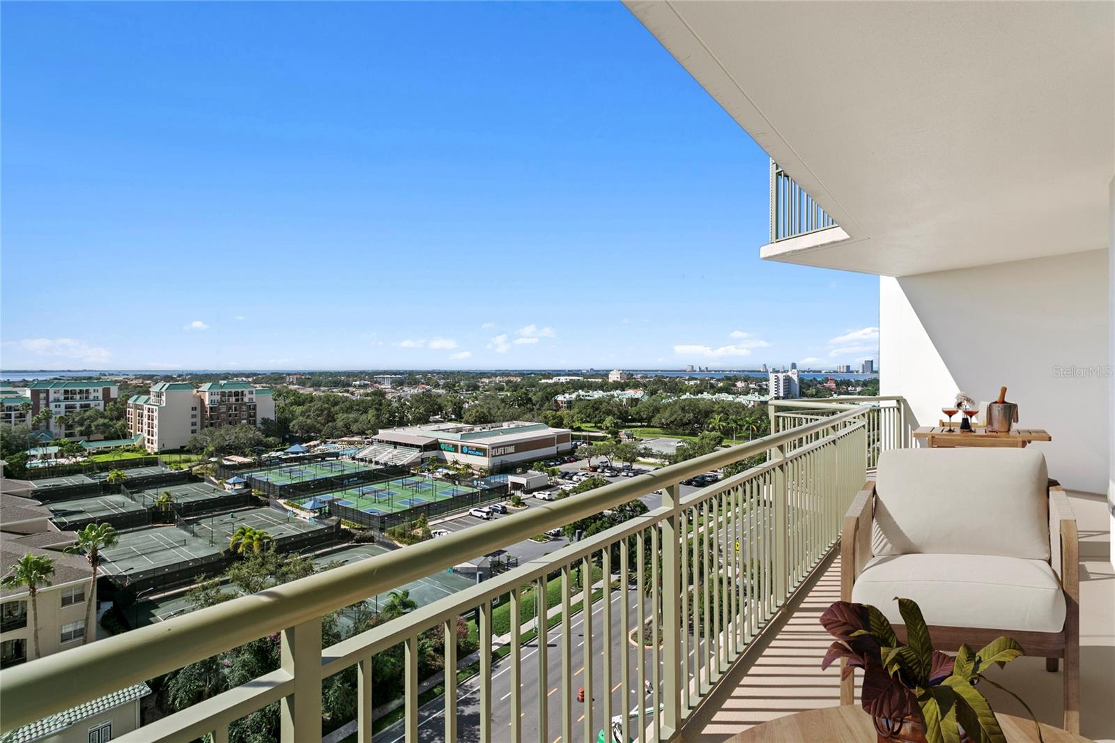 450 KNIGHTS RUN AVE #1004, Unit 1004 - Photo 4